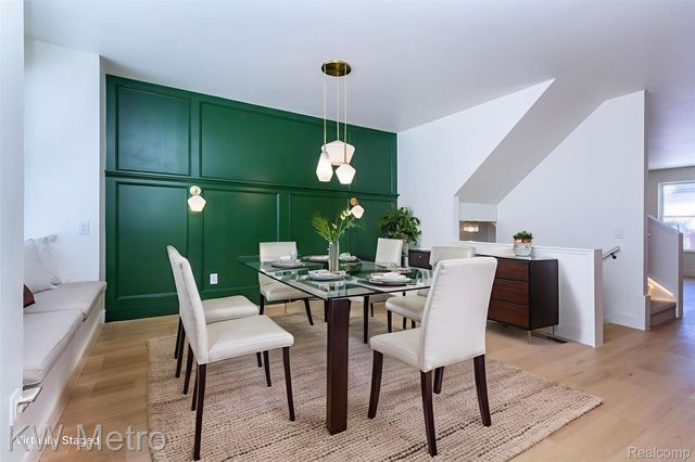 207 S Wilson Avenue, Royal Oak, MI 48067