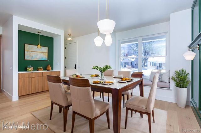 207 S Wilson Avenue, Royal Oak, MI 48067