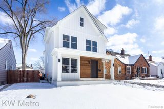 207 S Wilson Avenue, Royal Oak, MI 48067