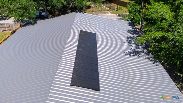 105 Schroeder Street, Lockhart, TX 78644