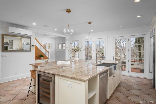 115 Cliff Avenue, Pelham, NY 10803