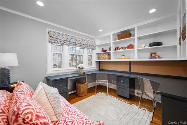 115 Cliff Avenue, Pelham, NY 10803