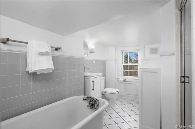 115 Cliff Avenue, Pelham, NY 10803