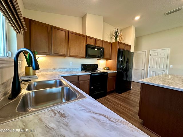 12398 GILLESPIE Avenue, Jacksonville, FL 32218