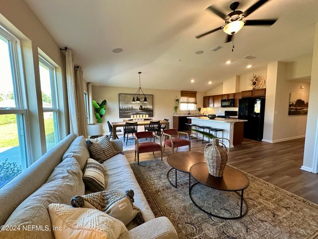 12398 GILLESPIE Avenue, Jacksonville, FL 32218