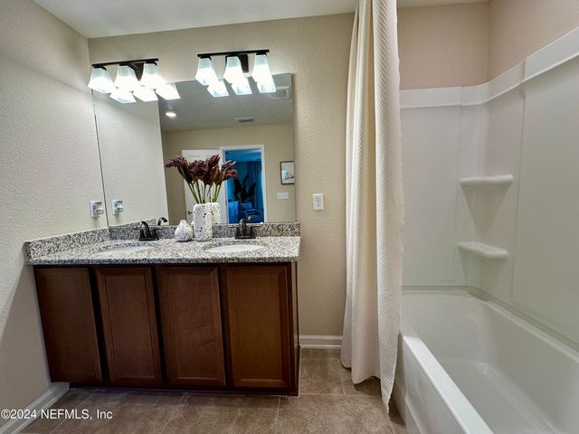 12398 GILLESPIE Avenue, Jacksonville, FL 32218