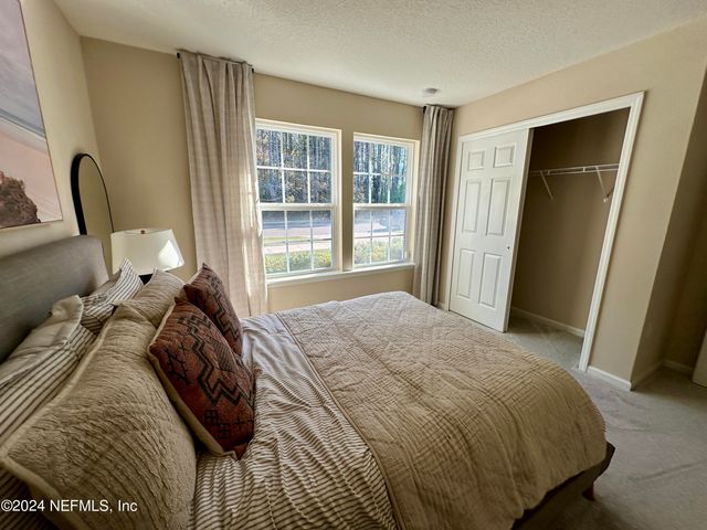 12398 GILLESPIE Avenue, Jacksonville, FL 32218