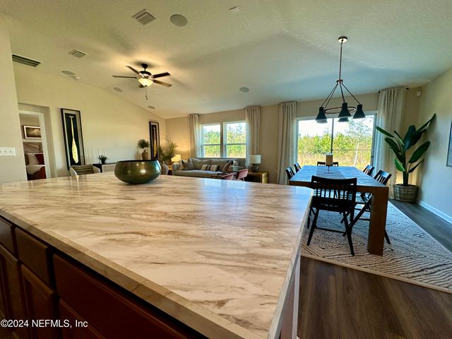 12398 GILLESPIE Avenue, Jacksonville, FL 32218