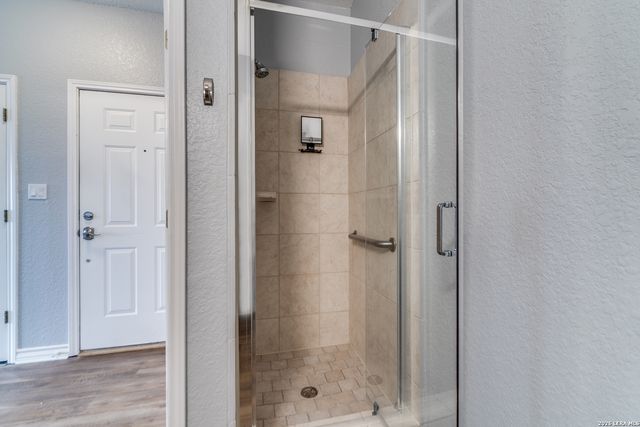 20 Tapatio Dr E Unit 101, Boerne, TX 78006