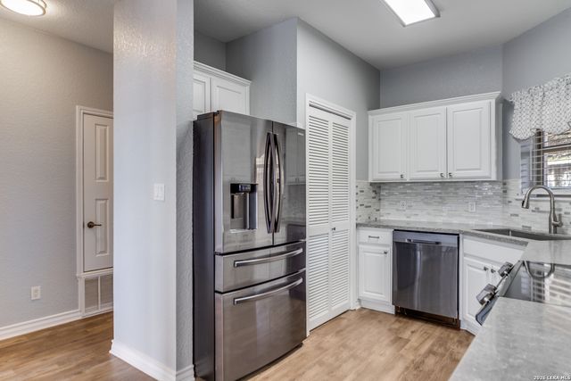 20 Tapatio Dr E Unit 101, Boerne, TX 78006