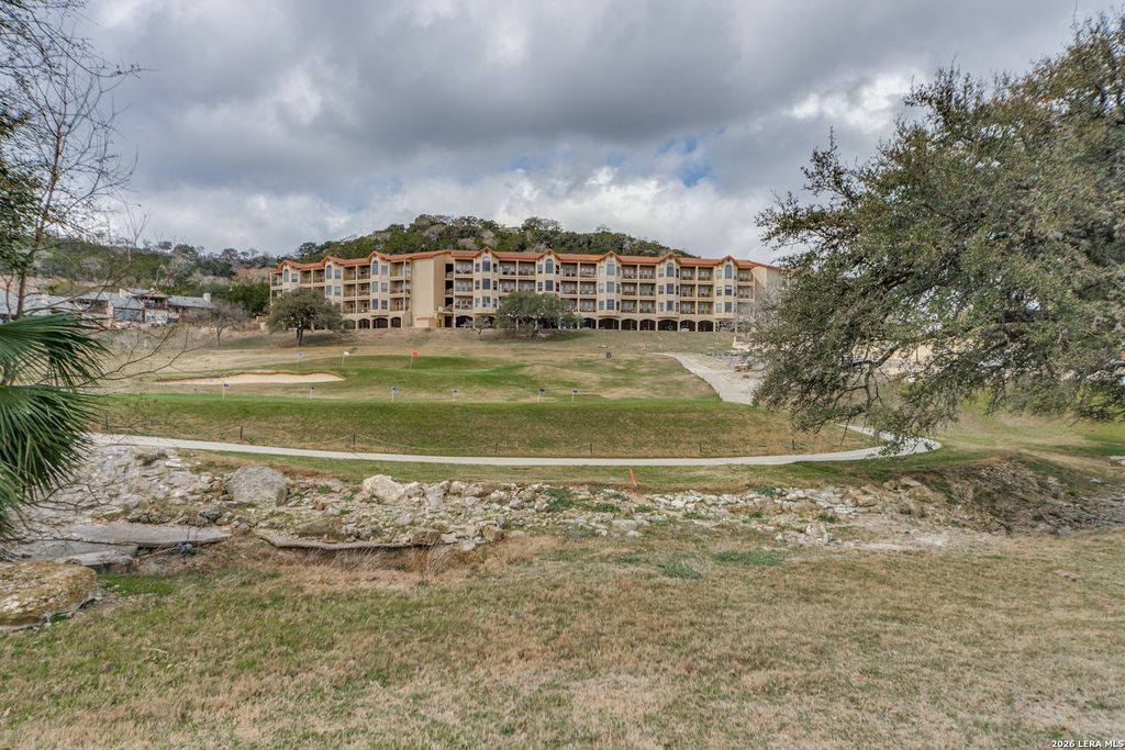 20 Tapatio Dr E Unit 101, Boerne, TX 78006