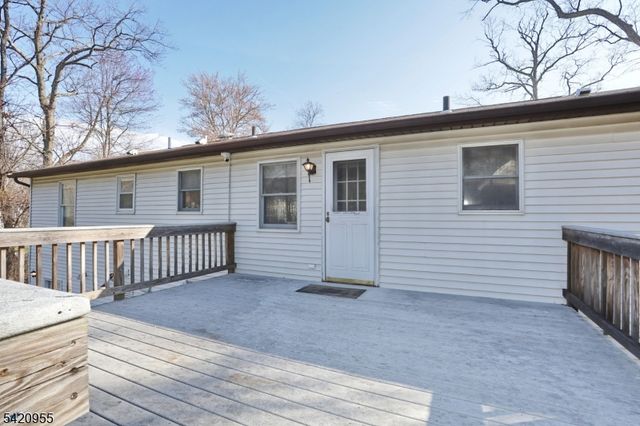 116 Hillside Ave, Midland Park Boro, NJ 07432