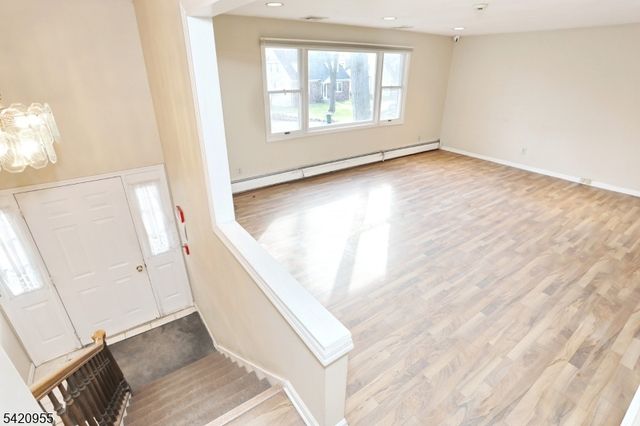 116 Hillside Ave, Midland Park Boro, NJ 07432