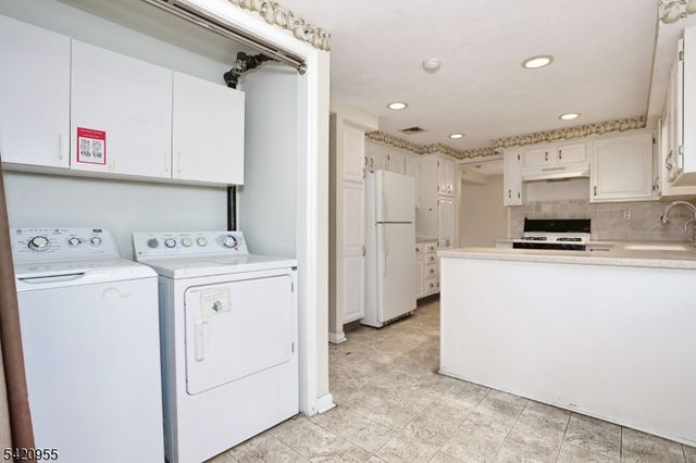 116 Hillside Ave, Midland Park Boro, NJ 07432