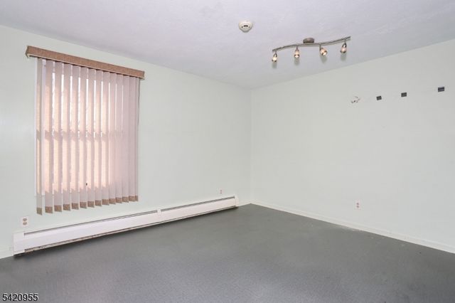 116 Hillside Ave, Midland Park Boro, NJ 07432