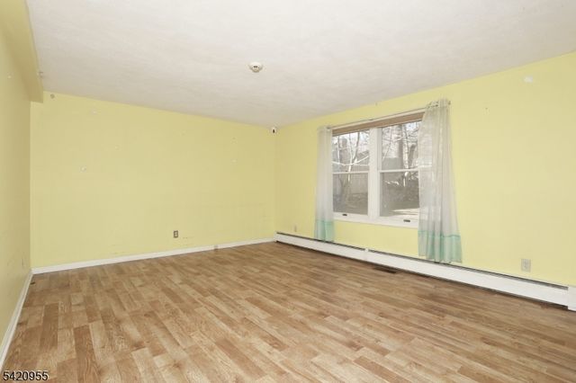 116 Hillside Ave, Midland Park Boro, NJ 07432