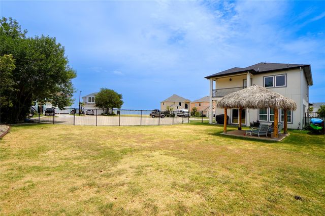 5513 Longcrest Drive, Garland, TX 75043