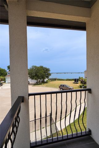 5513 Longcrest Drive, Garland, TX 75043
