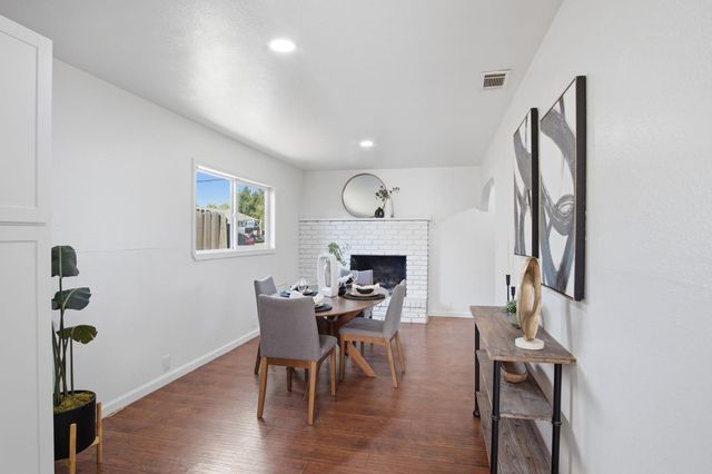 3010 Lester Rd, Denair, CA 95316