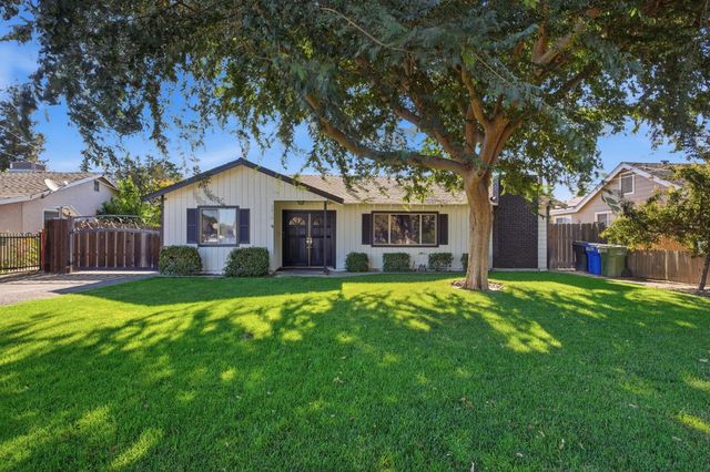 3010 Lester Rd, Denair, CA 95316