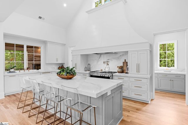 201 Rockwood Drive, Greenville, SC 29605