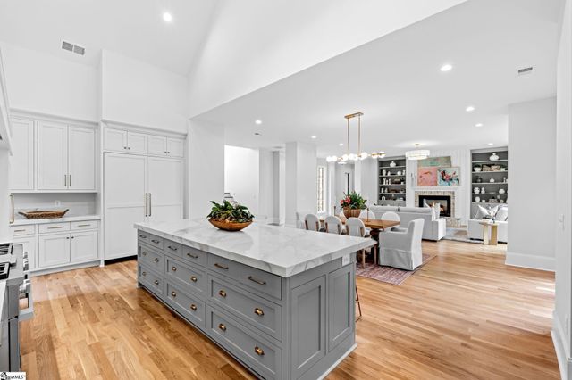 201 Rockwood Drive, Greenville, SC 29605