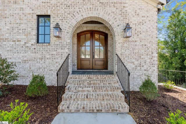 201 Rockwood Drive, Greenville, SC 29605