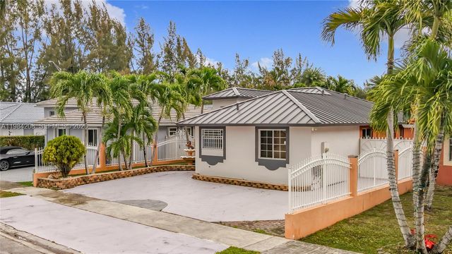 1163 NW 134th Pl, Miami, FL 33182