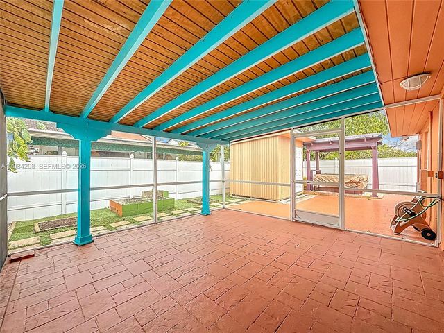 1163 NW 134th Pl, Miami, FL 33182