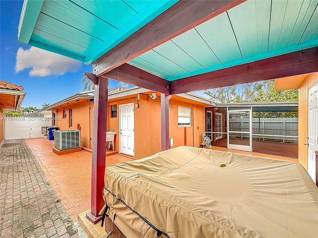 1163 NW 134th Pl, Miami, FL 33182