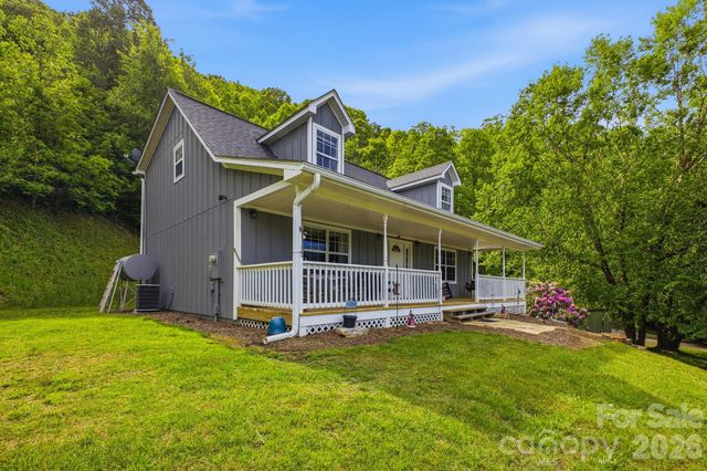 48 Open Range Drive, Barnardsville, NC 28709