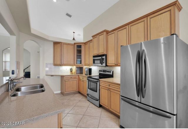 90 W Waterside Parkway, Palm Coast, FL 32137