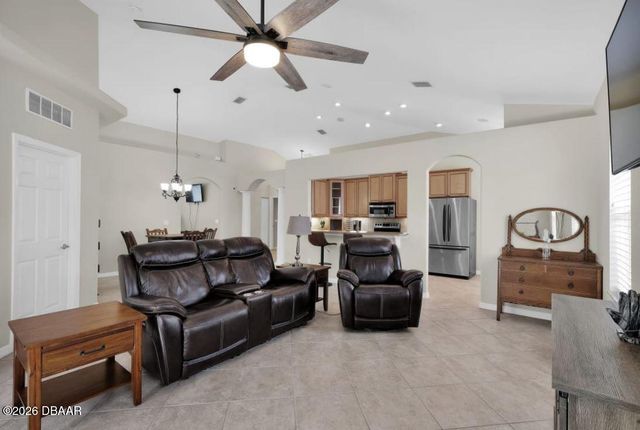 90 W Waterside Parkway, Palm Coast, FL 32137