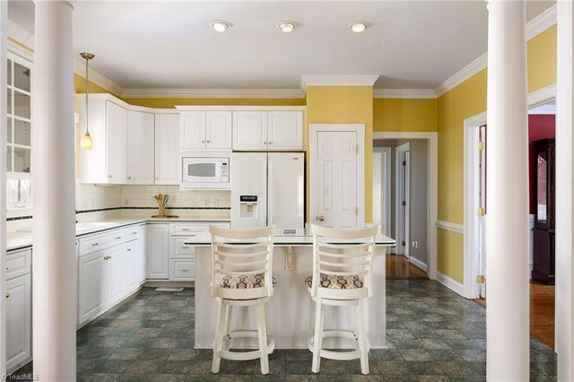 6398 Skylark Road, Pfafftown, NC 27040