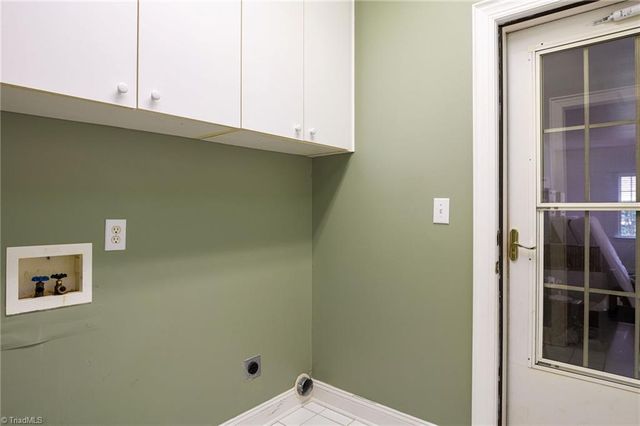 6398 Skylark Road, Pfafftown, NC 27040