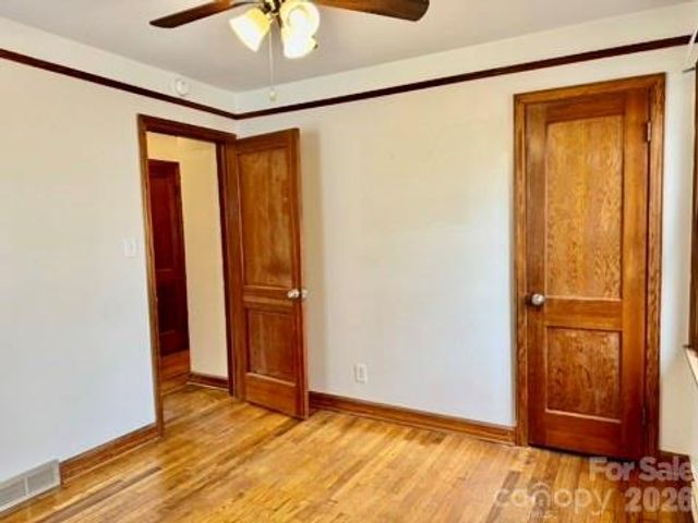 29 Evergreen Avenue, Asheville, NC 28806