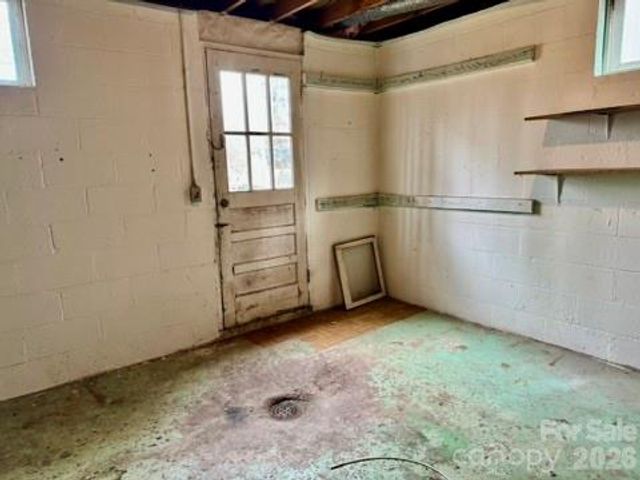 29 Evergreen Avenue, Asheville, NC 28806