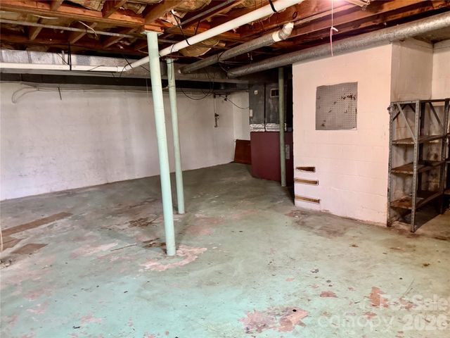 29 Evergreen Avenue, Asheville, NC 28806