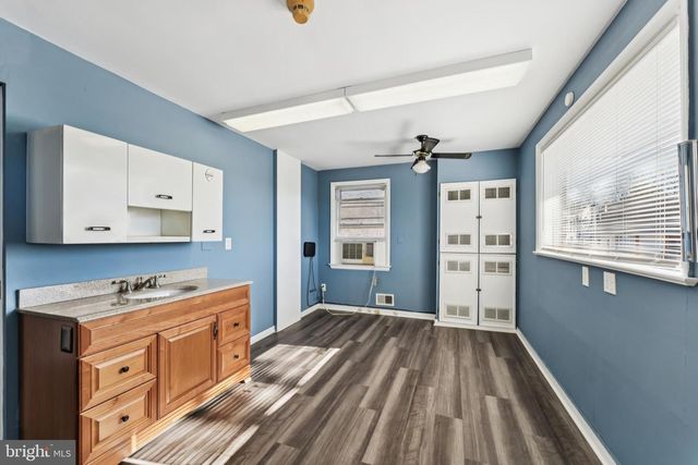 1004 WHITE OAK DR, Oxon Hill, MD 20745