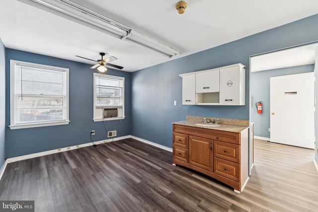 1004 WHITE OAK DR, Oxon Hill, MD 20745