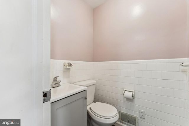 1004 WHITE OAK DR, Oxon Hill, MD 20745