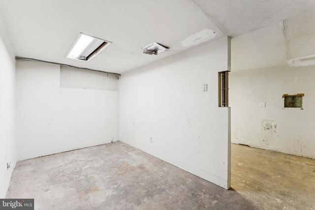 1004 WHITE OAK DR, Oxon Hill, MD 20745