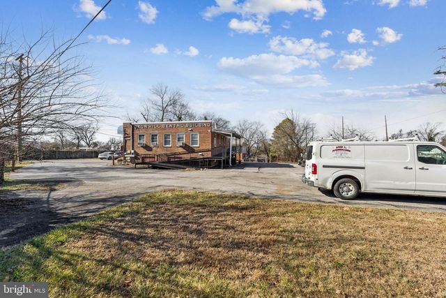 1004 WHITE OAK DR, Oxon Hill, MD 20745