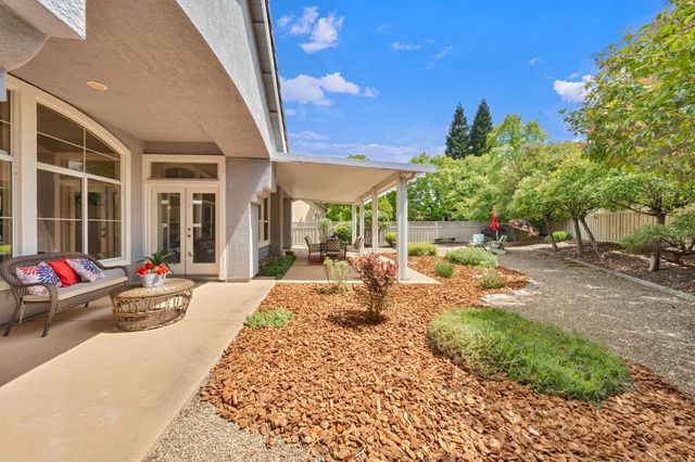 416 Barusch Ct, Roseville, CA 95747