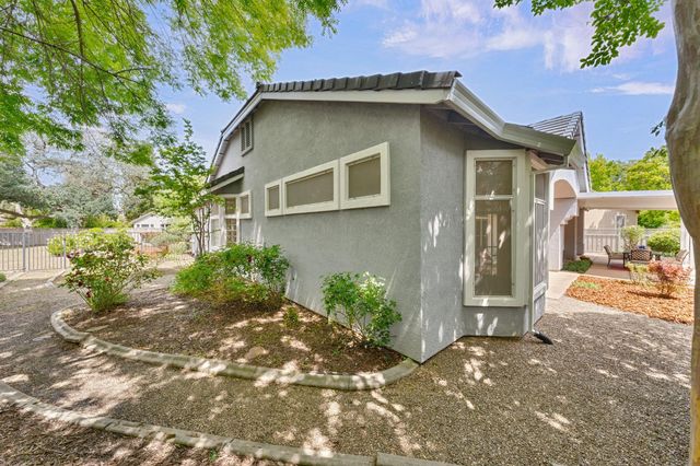 416 Barusch Ct, Roseville, CA 95747