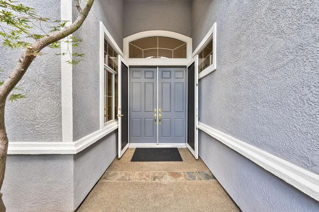 416 Barusch Ct, Roseville, CA 95747