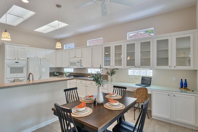 416 Barusch Ct, Roseville, CA 95747