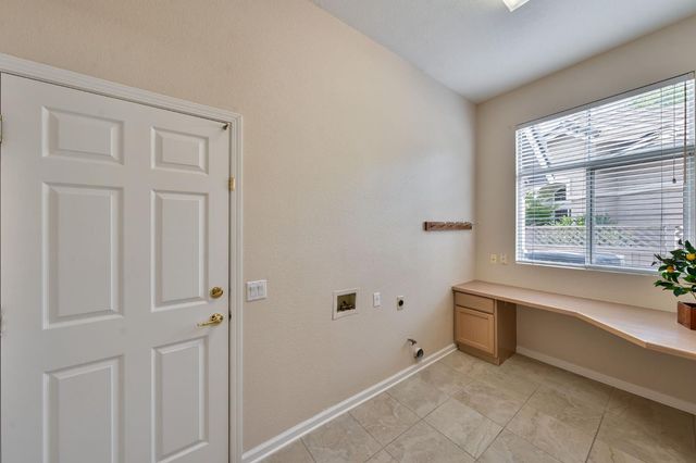 416 Barusch Ct, Roseville, CA 95747