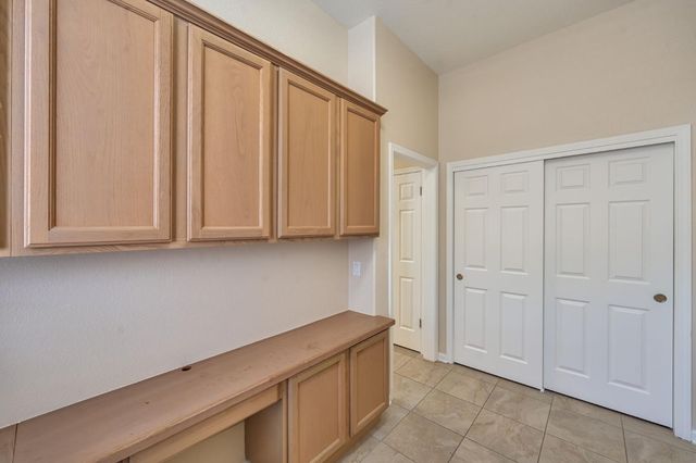 416 Barusch Ct, Roseville, CA 95747