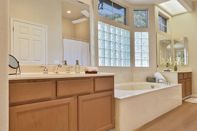 416 Barusch Ct, Roseville, CA 95747